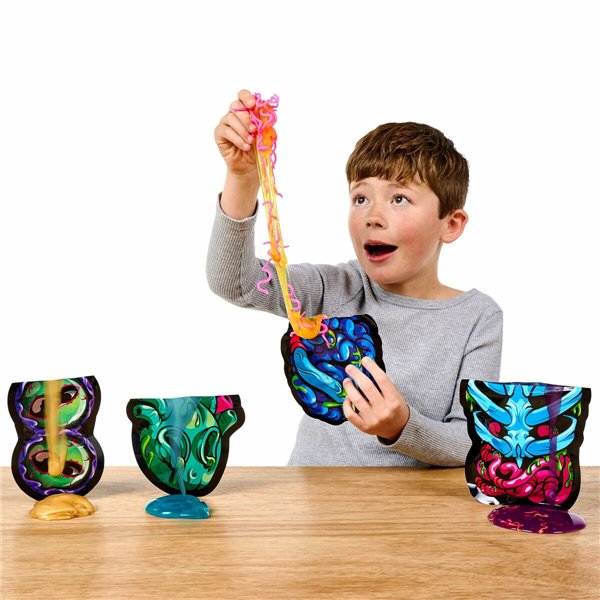 Action Figure Moose Toys Mega Alien Dissection