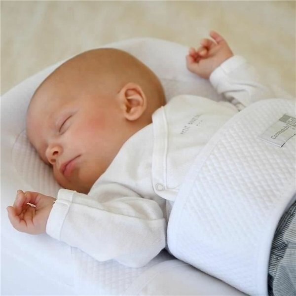 Cushion RED CASTLE White