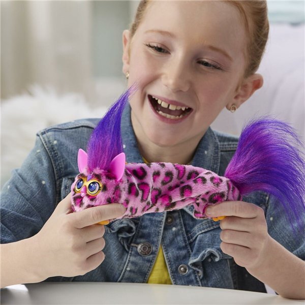 Fluffy toy Hasbro Plastic