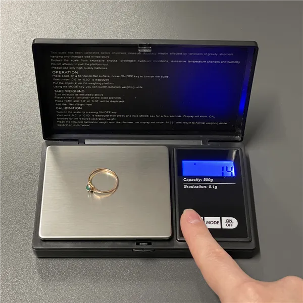 Taskuvaaka 500 x 0,1 g läpällä 23573