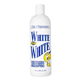Chris Christensen White on White šampoon valgetele ja heledatele karvkatetele