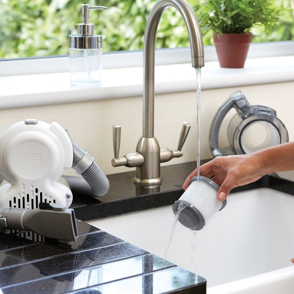 Rokās Turams Putekļu Sūcējs Black & Decker PD1820L-QW