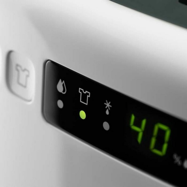 Ilmankuivaaja DeLonghi 300 W 16 L