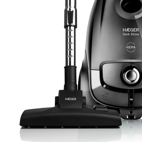 vacuum cleaner Haeger VC-70B.043A Black 700 W