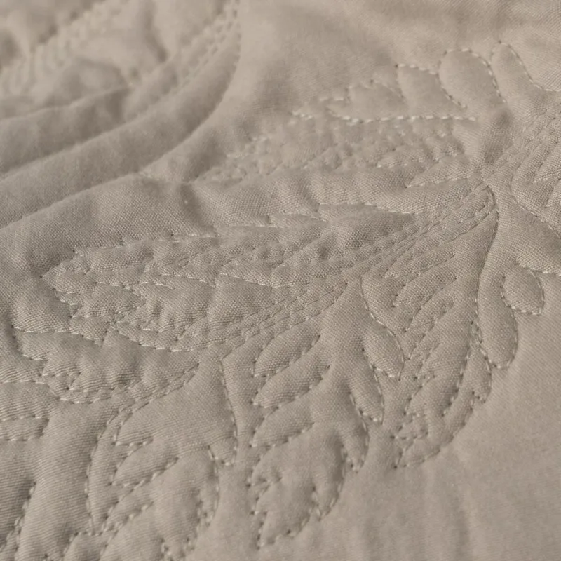 Bedspread (quilt) Taupe 180 x 1 x 260 cm