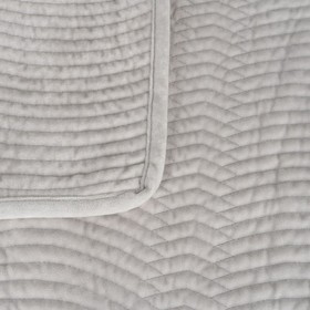 Lovatiesė (antklodė) Perlas 180 x 1 x 260 cm