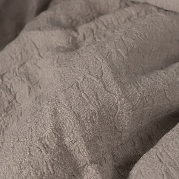 Lovatiesė (antklodė) Rusva 240 x 1 x 260 cm