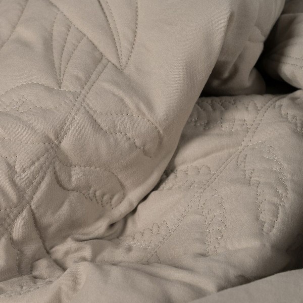 Bedspread (quilt) Taupe 240 x 1 x 260 cm