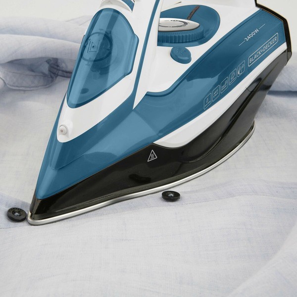 Steam Iron Black & Decker BXIR2402E 2400 W