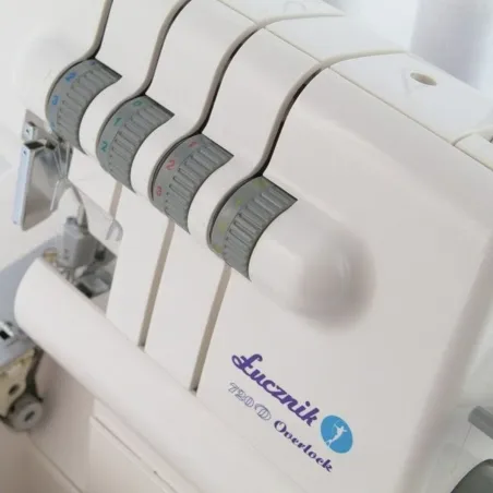 Ompelukone Łucznik Overlock 720D4