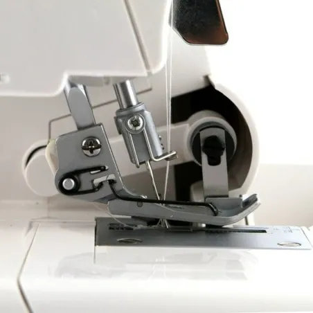 Šujmašīna Łucznik Overlock 720D4