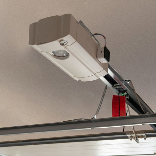 Smart Sensor for Doors and Windows Yale 05/102330/BW