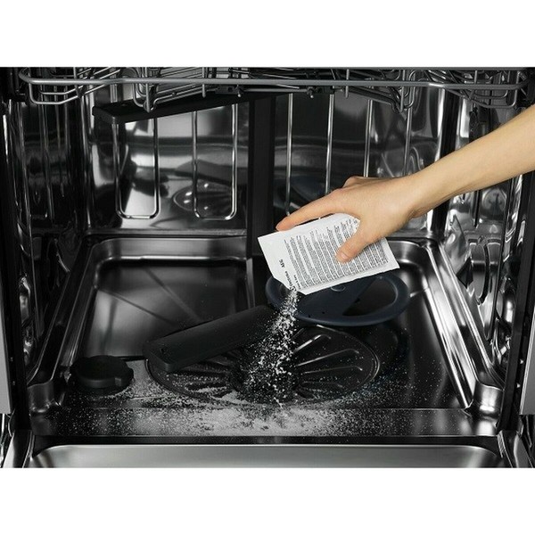 Šķidrais mazgāšanas līdzeklis Electrolux M2GCP121