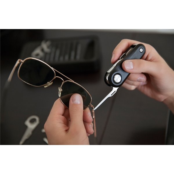 Quirky Switch V2 - Multifunctional pocket knife with 18 functions