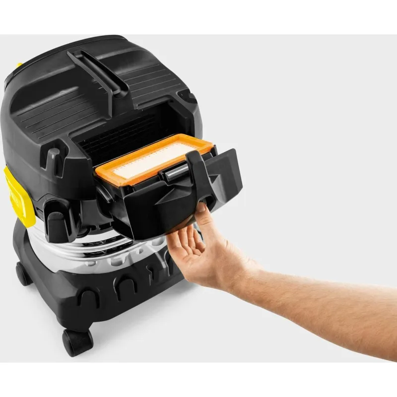 vacuum cleaner Kärcher WD4 S