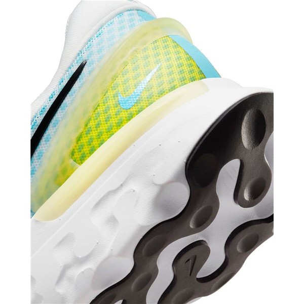 Täiskasvanute jooksujalatsid Nike React Miler 3 Valge