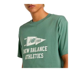 Vīriešu Krekls ar Īsām Piedurknēm New Balance Varsity Pennant MT51924 DKJ Zaļš
