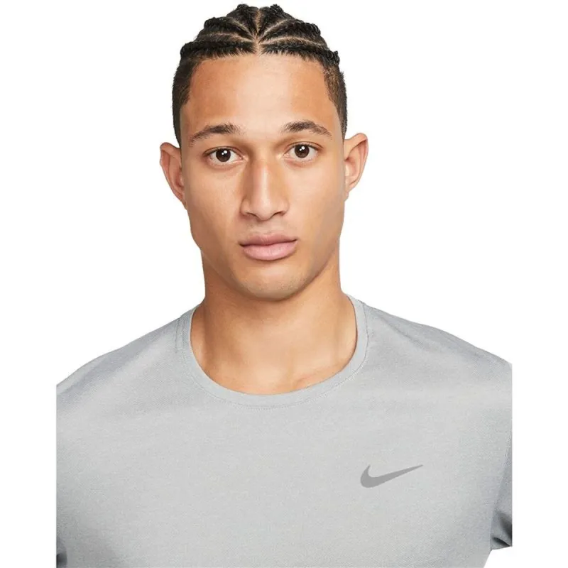 Pikkade varrukatega T-särk, meeste Nike Dri-Fit Uv Miler Long-Sl Hall