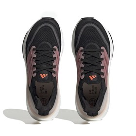 Беговые кроссовки для взрослых Adidas Ultraboost Light Чёрный