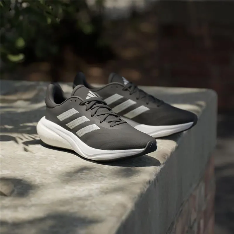 Беговые кроссовки для взрослых Adidas Supernova 3 Чёрный