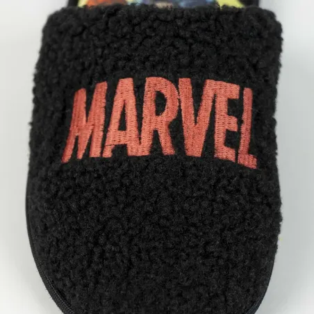 домашними тапочками Marvel Чёрный