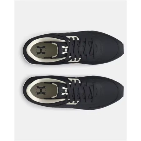 Vyriški sportbačiai Under Armour Essential Runner Juoda