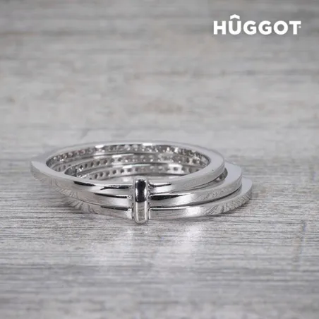 Hûggot Three Sormus Sterling-hopeaa 925 Zirkoneilla