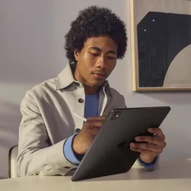 Tabletti Apple iPad Pro 11" 8 GB RAM 256 GB Teräs