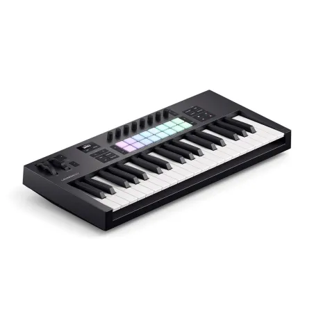 Elektrinis fortepijonas Novation 37 MK4