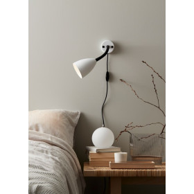 Trotsig wall lamp flat white GU10