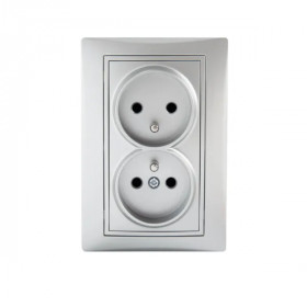 Type E double power socket, complete, with contact protection DOMO