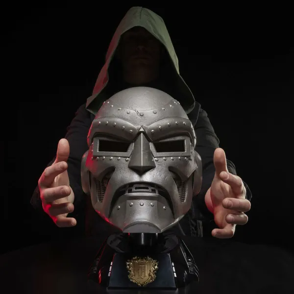 Peruukki Hasbro