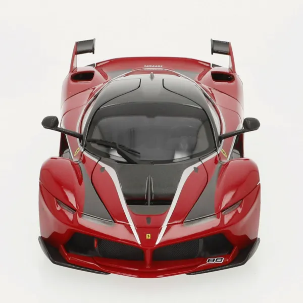 Car Bburago Ferrari FXX K 88 1:18