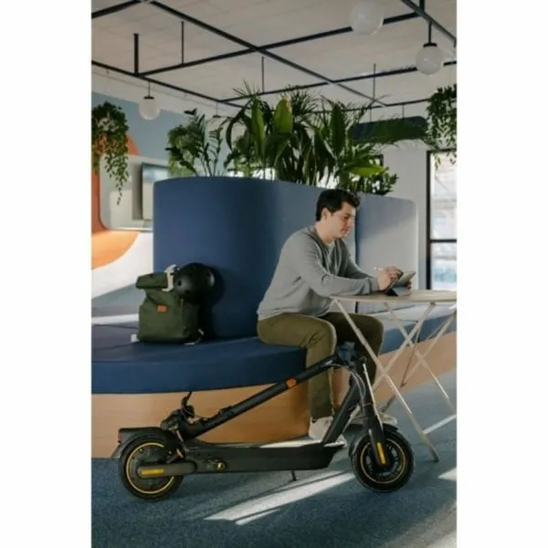 Elektrinis paspirtukas Segway MAX G2 E Pilka 900 W