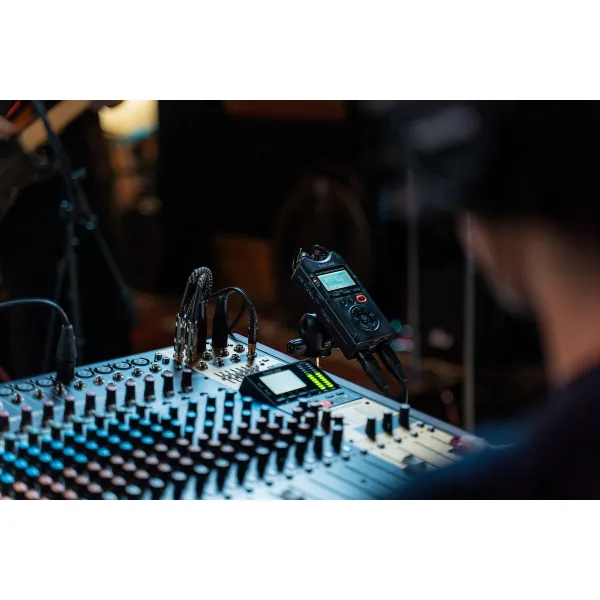 Salvesti Tascam DR-40X Sinine Must
