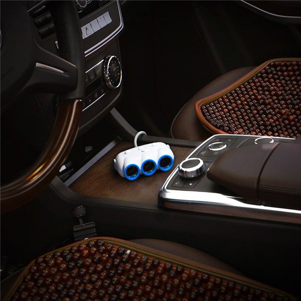 Car socket splitter Hoco C1 with 2 USB port and 3x3.(3.1A) plugs