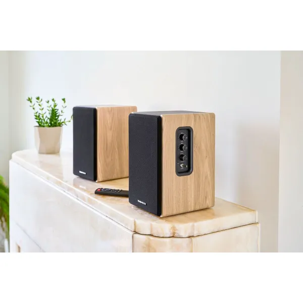 Speakers Thomson