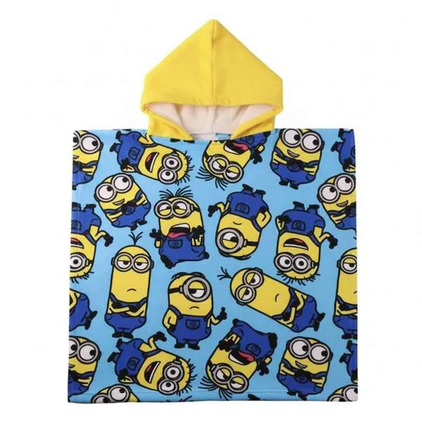 Apsiaustas - rankšluostis su gobtuvu Minions 55 x 77 cm