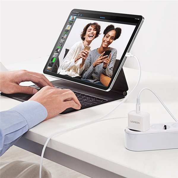 Įkroviklis Ugreen CD241 20W USB-C baltas