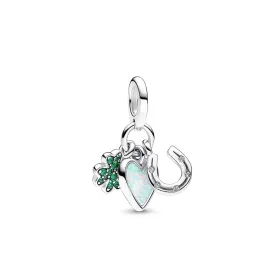 Naisten helmet Pandora 792755C01