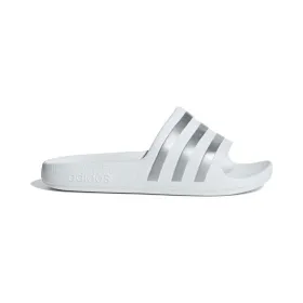 Pludmales sandales za djecu Adidas ADILETTE AQUA K F35555 Balts