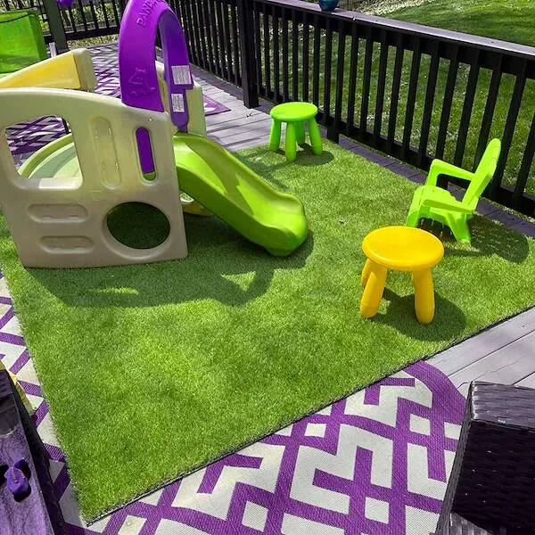 Dirbtinės žolės Springos GA0049 plotis: 1m x 1m