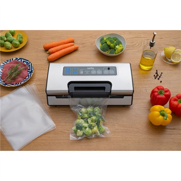 Vacuum-sealed packaging LAICA 130 W