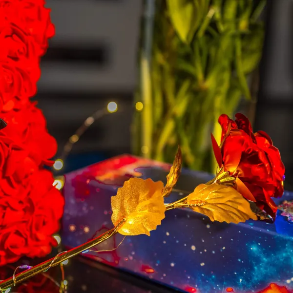 Eternal Rose Springos HA5158, 25 cm, LED Light Decoration, Red Flower