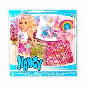 Doll's clothes Famosa