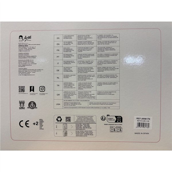 Doll's clothes Arias